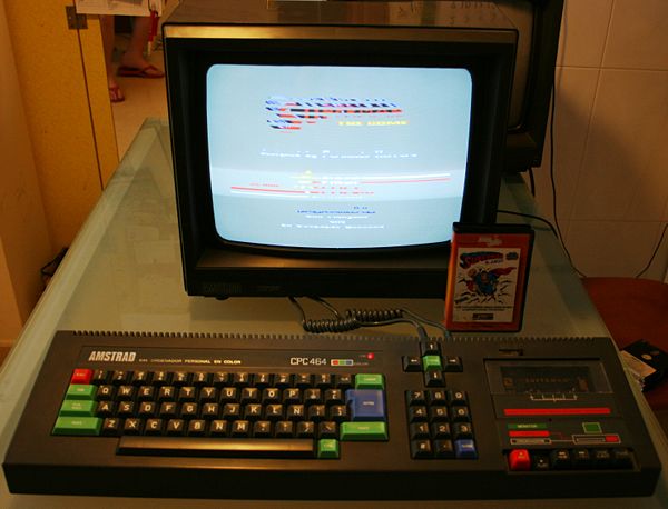 Amstrad CPC 464: Esperamos mientras el juego se carga