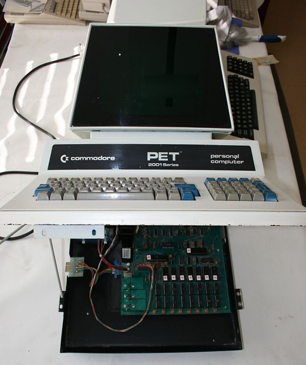 Commodore PET 2001 - Abierto