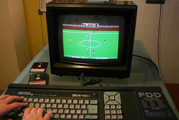 Amstrad CPC 664: Jugando al Match Day II