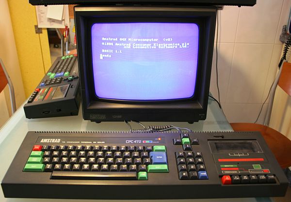 Amstrad CPC 472: Indicación (v2) al iniciar el sistema, versión 1.1 de BASIC